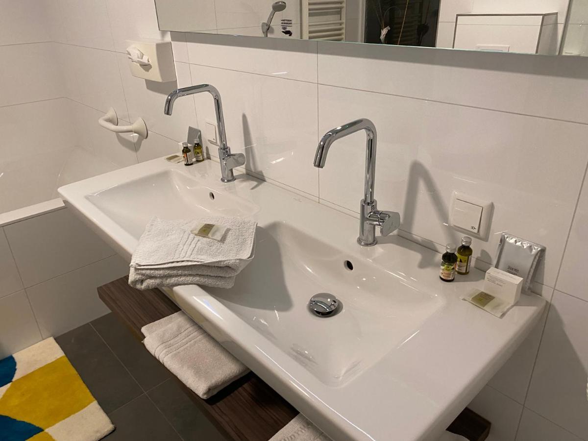 Hotel Faber Hoogezand Extérieur photo